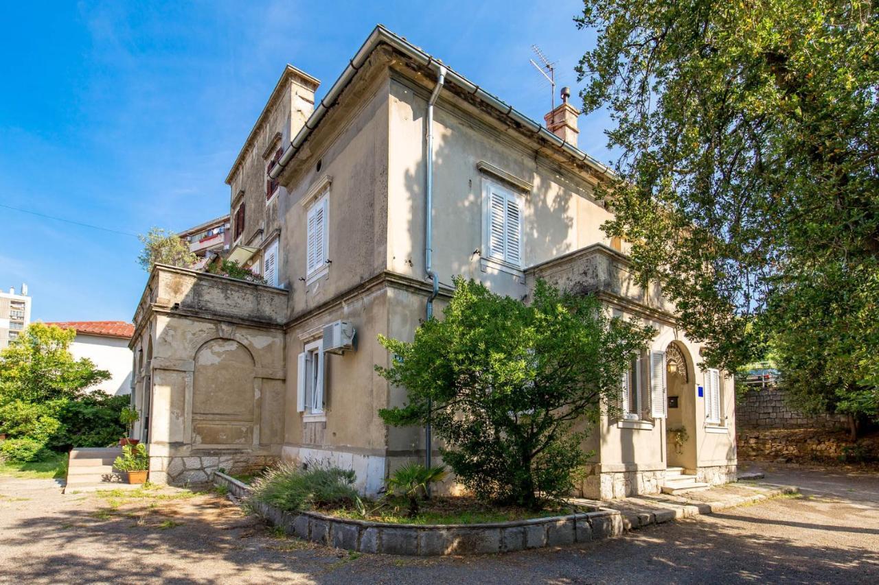 Villa Carolina Rijeka Bagian luar foto