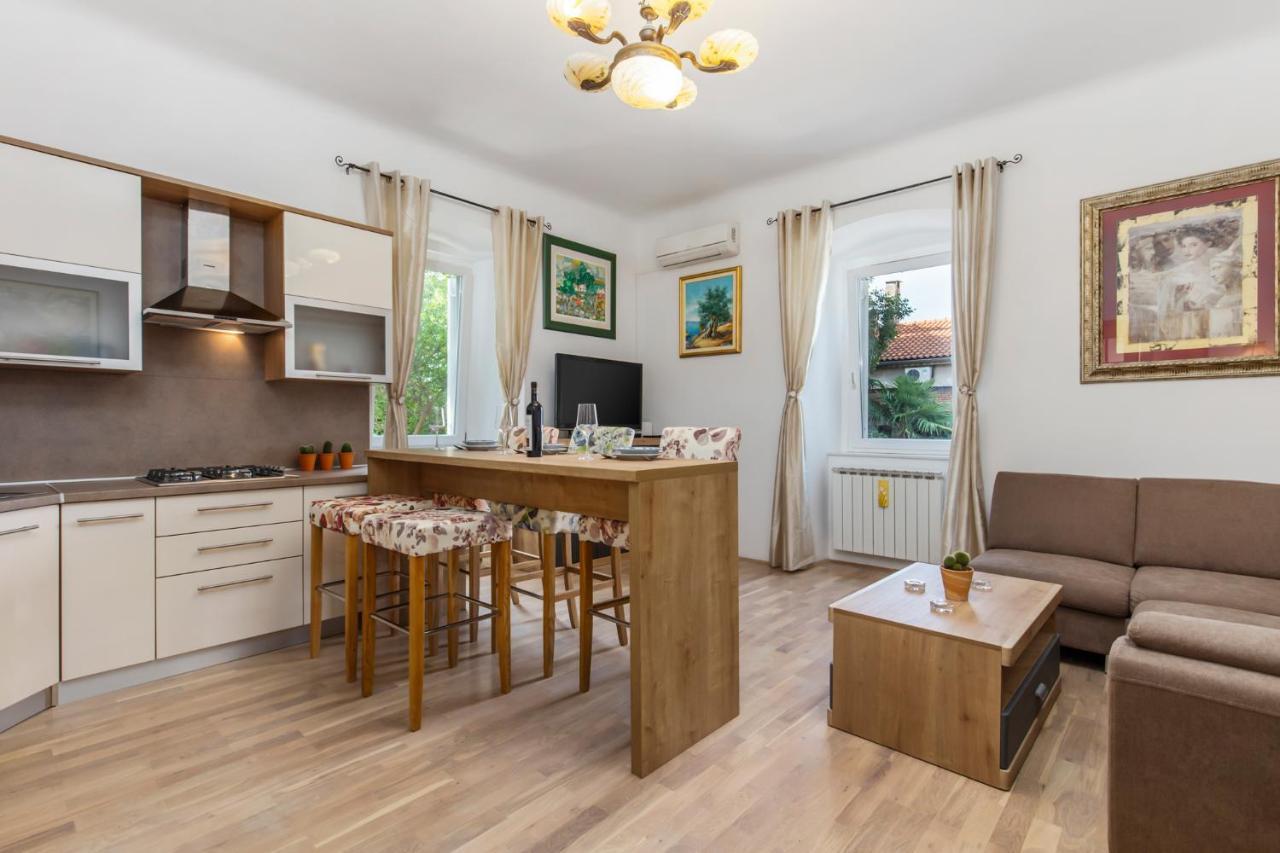Villa Carolina Rijeka Bagian luar foto
