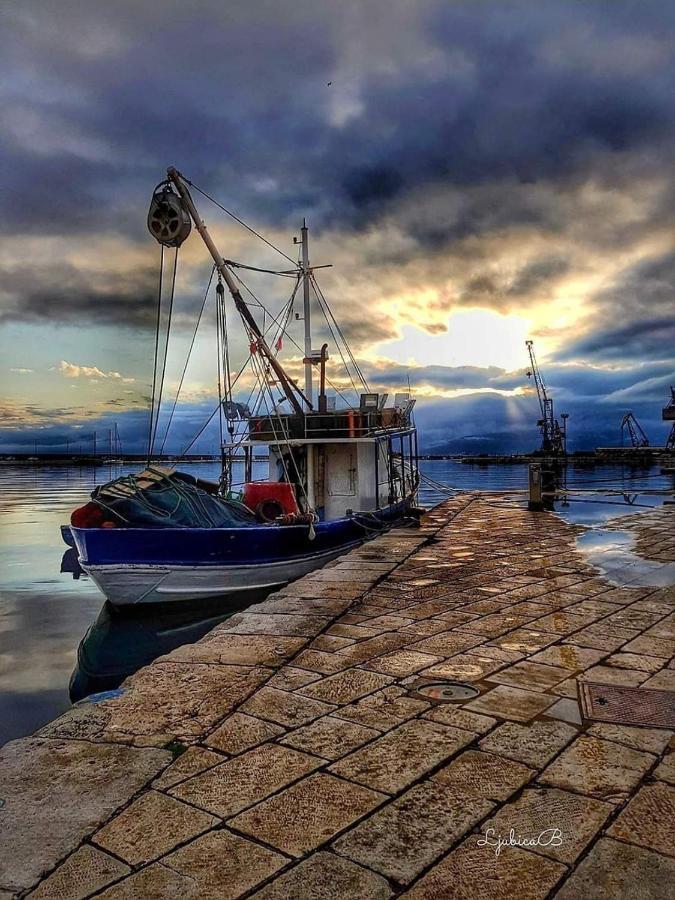 Villa Carolina Rijeka Bagian luar foto
